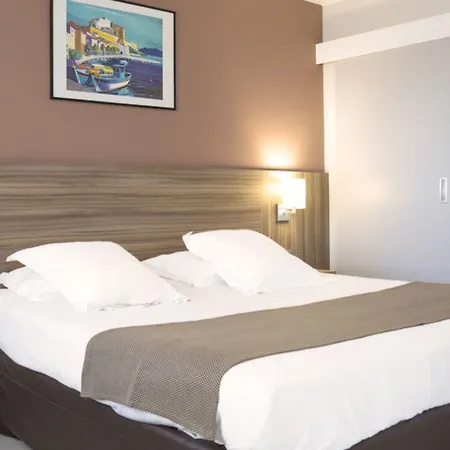 De Tourisme Amiraute Apartmanhotel