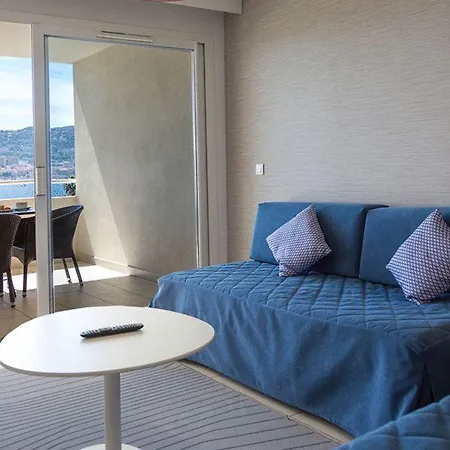 Apartmanhotel De Tourisme Amiraute