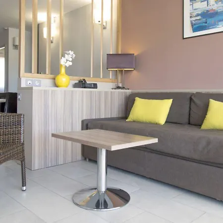 De Tourisme Amiraute Apartmanhotel Ajaccio