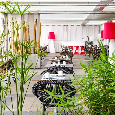 De Tourisme Amiraute Apartmanhotel