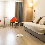 De Tourisme Amiraute Aparthotel