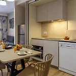 レジデンス ドゥ ツーリズム アミローテ アパートホテル アジャクシオ