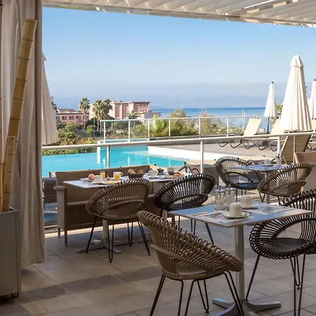 Ξενοδοχείο με διαμερίσματα De Tourisme Amiraute