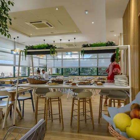 De Tourisme Amiraute Aparthotel 4*