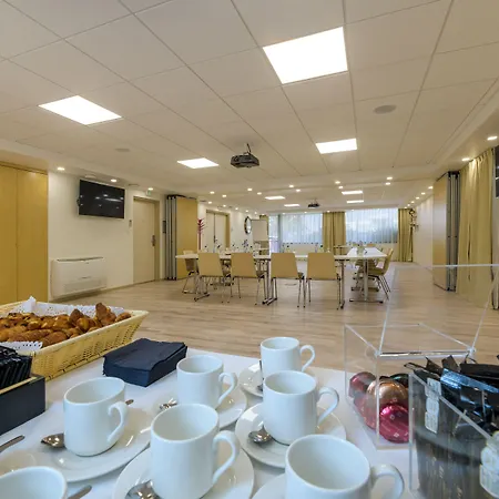 Aparthotel De Tourisme Amirauté 4*