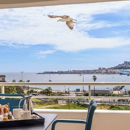 De Tourisme Amirauté 4*