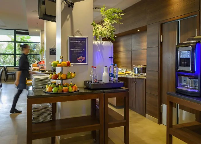 De Tourisme Amiraute Aparthotel