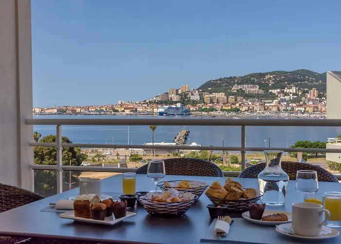 Aparthotel De Tourisme Amiraute 4*