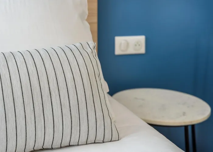 De Tourisme Amiraute Aparthotel