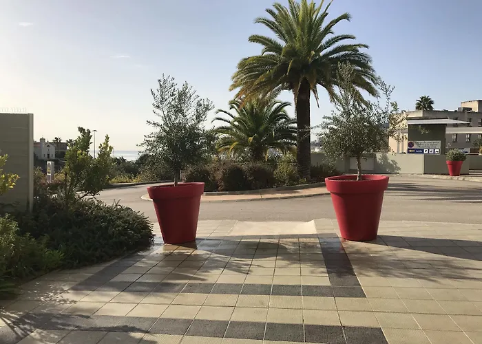 De Tourisme Amiraute Aparthotel 4*